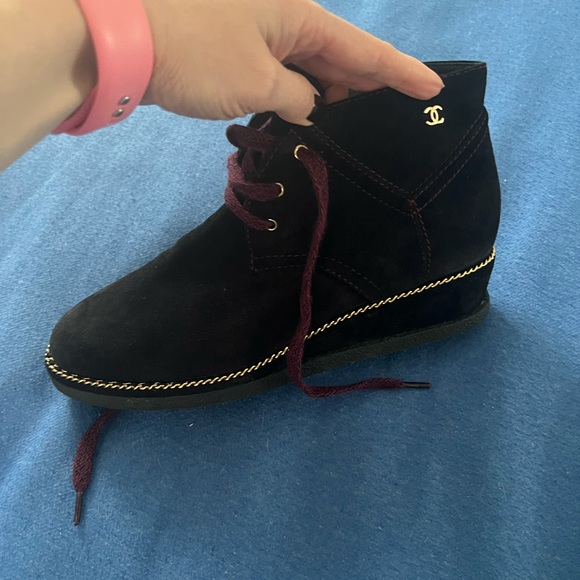 Chanel booties size 36.5 Euro - Picture 2 of 7